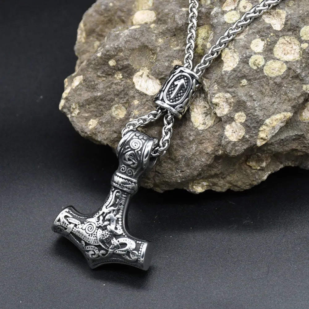 Norse Vikings Thor's Hammer Mjolnir Scandinavian Rune Amulet Keychain Stainless Steel Vegvisir Anchor Pendant Male Jewelry