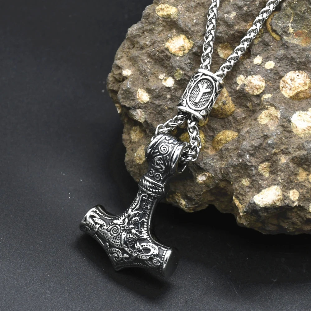 Norse Vikings Thor's Hammer Mjolnir Scandinavian Rune Amulet Keychain Stainless Steel Vegvisir Anchor Pendant Male Jewelry