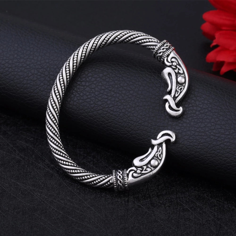 Vikings hotsell show bracelet