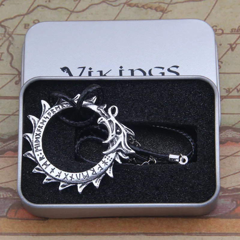 2018 Nordic Vikings Vegvisir round dragon pendant necklace for men gift with stainless steel chain