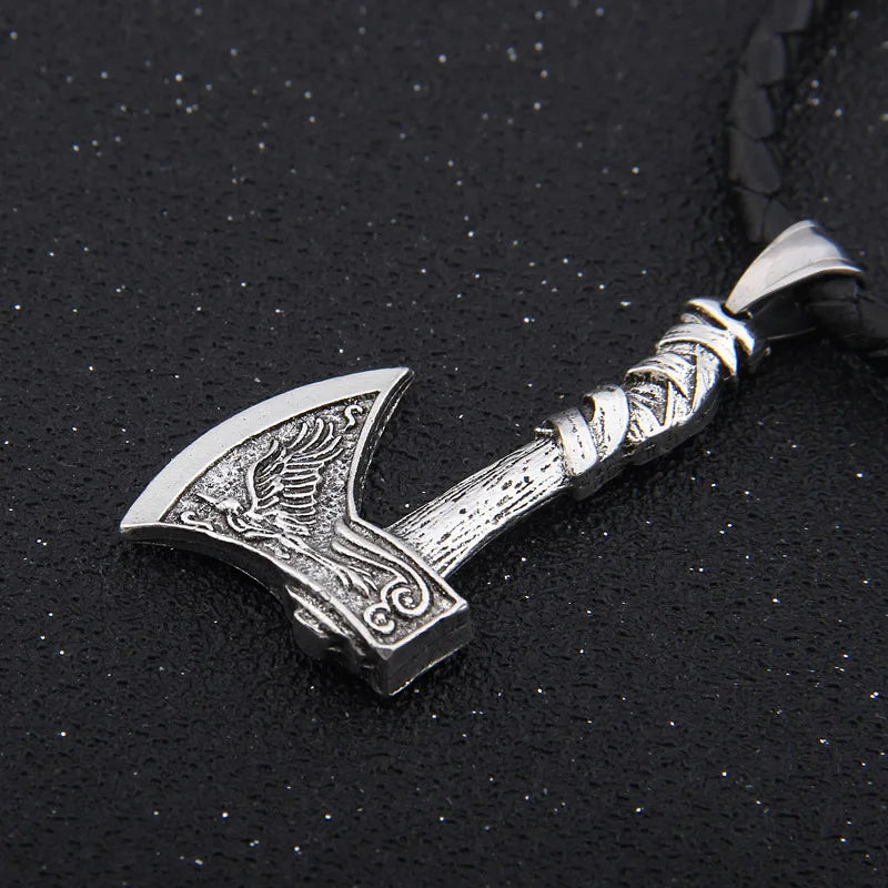 Dropshipping antique silver color viking wolf and odin raven ax pendant necklace as birthday gift