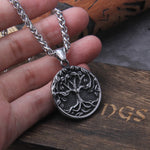 Tree of Life Amulet Stainless Steel Mens Necklac Simple Elegant Charm for Male Boyfriend Biker Jewelry Creativity Gift Wholesale