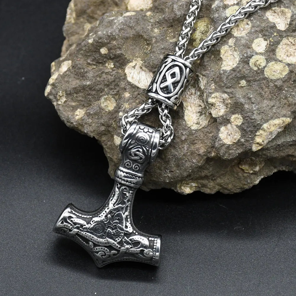 Norse Vikings Thor's Hammer Mjolnir Scandinavian Rune Amulet Keychain Stainless Steel Vegvisir Anchor Pendant Male Jewelry
