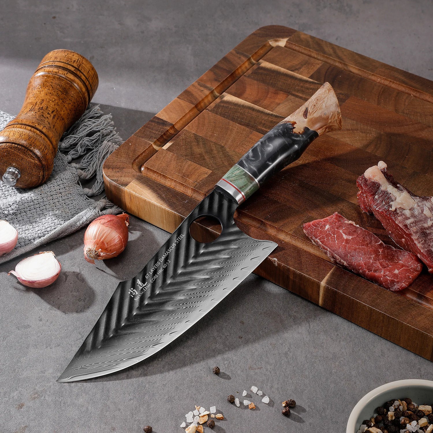 SHANGDAO Damascus Butcher Knife 7 inch, Viking Cleaver Kitchen Knives with Leather Sheath - Hand Forged Resin & Wood Handle
