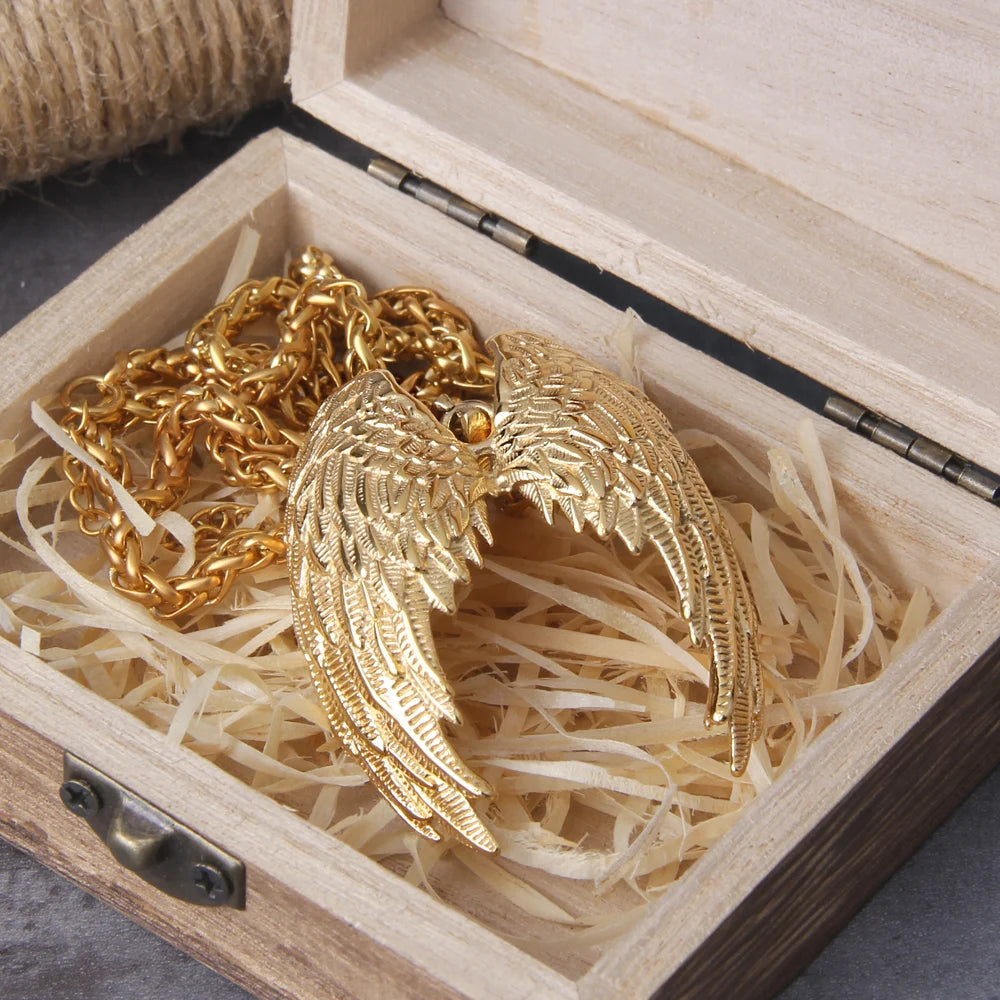 Classic Angel Wings Pendant necklace For Man Stainless Steel Good Detail Fashion Jewelry with wooden box as gift