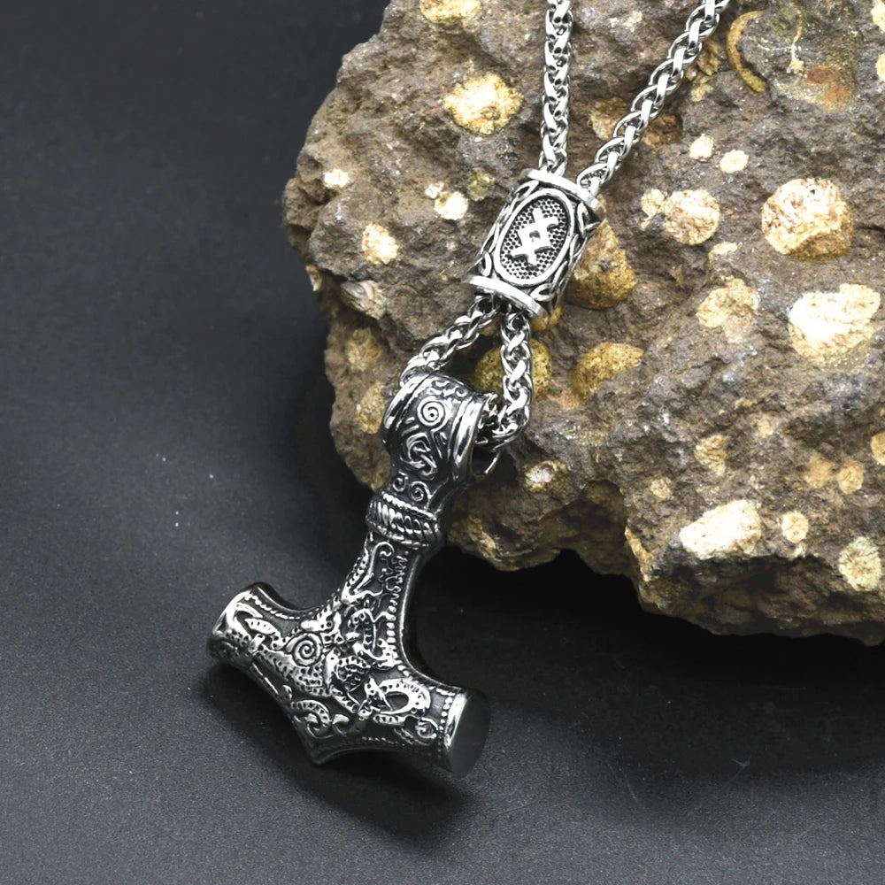 Norse Vikings Thor's Hammer Mjolnir Scandinavian Rune Amulet Keychain Stainless Steel Vegvisir Anchor Pendant Male Jewelry