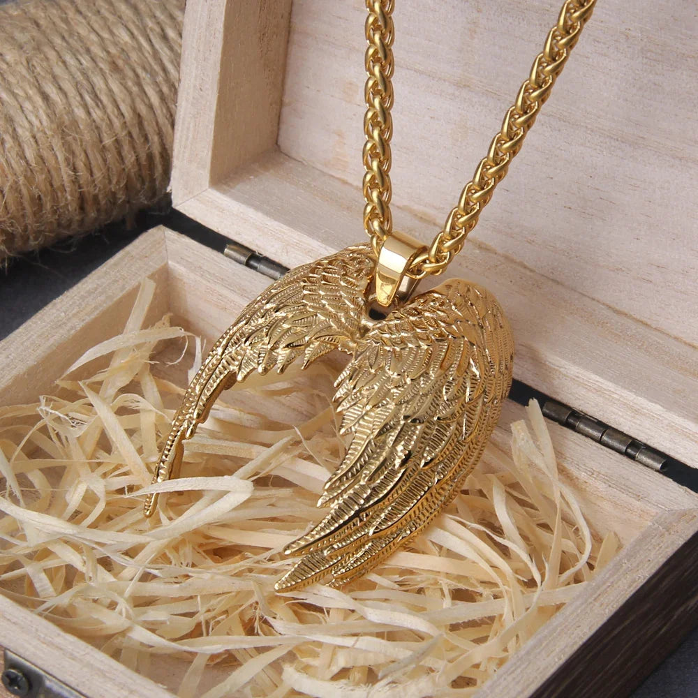 Classic Angel Wings Pendant necklace For Man Stainless Steel Good Detail Fashion Jewelry with wooden box as gift
