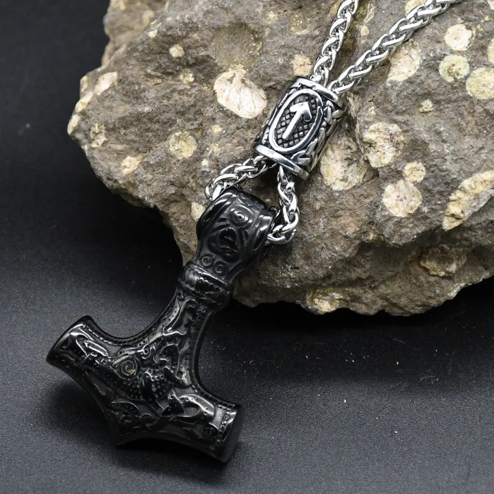 Norse Vikings Thor's Hammer Mjolnir Scandinavian Rune Amulet Keychain Stainless Steel Vegvisir Anchor Pendant Male Jewelry
