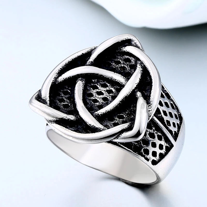 Triquetra Viking Ring