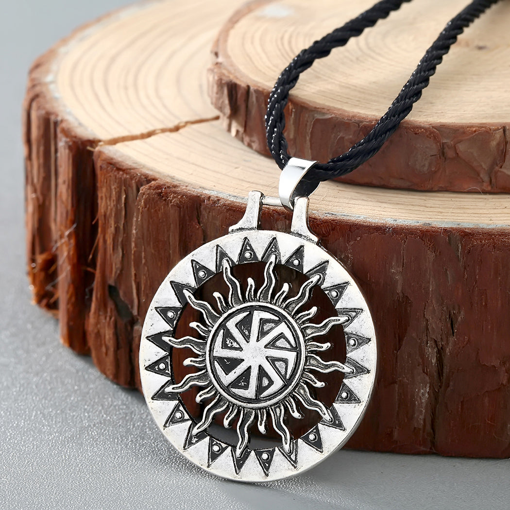 VIKING NECKLACE - KOLOVRAT