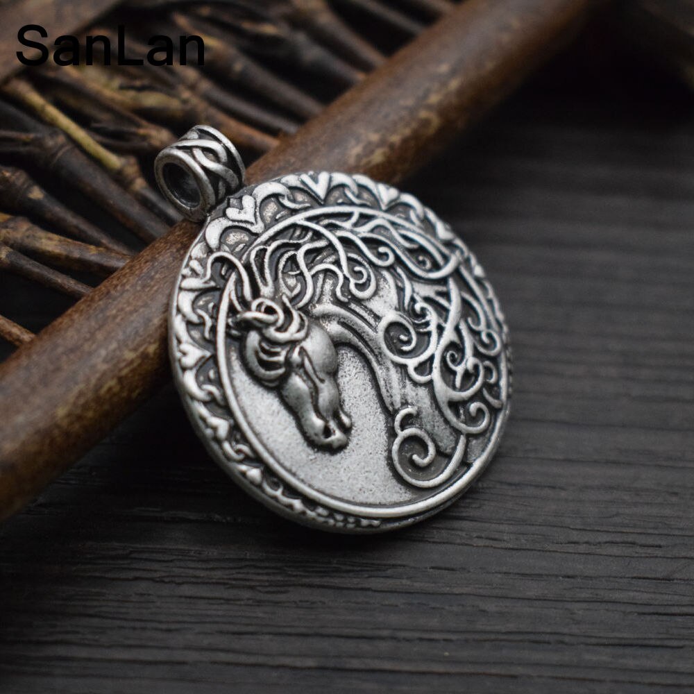 Sleipnir Odin's Horse Viking Necklace