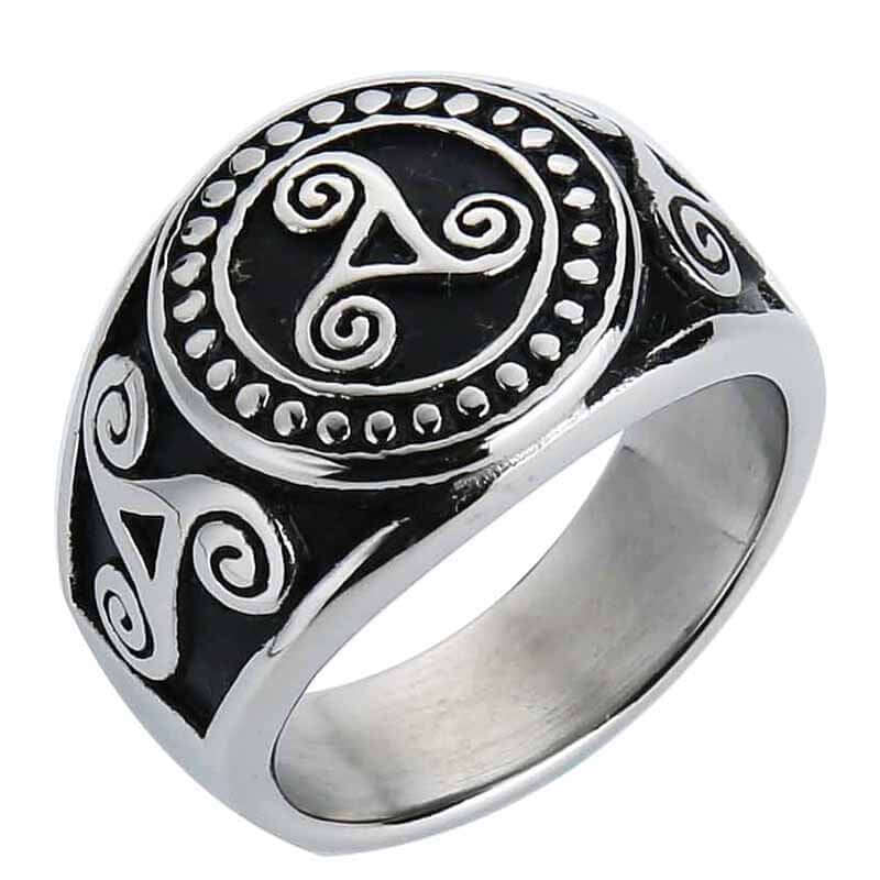 Celtic Triskele Ring