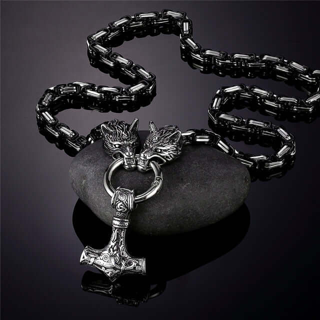 Black King Chain With Wolf Heads & Mjolnir Pendant