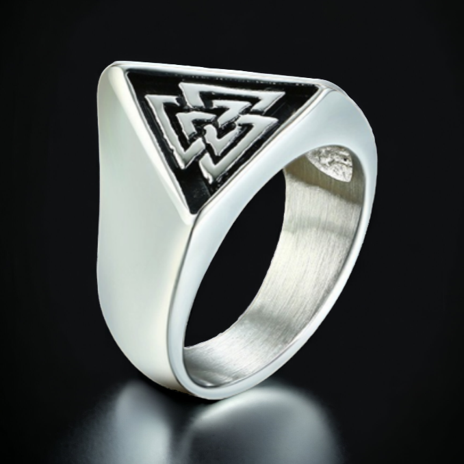 Valknut Symbol (Viking Ring)