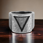 Triangle (Viking Ring)