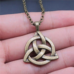 CELTIC NECKLACE - TRIQUETRA