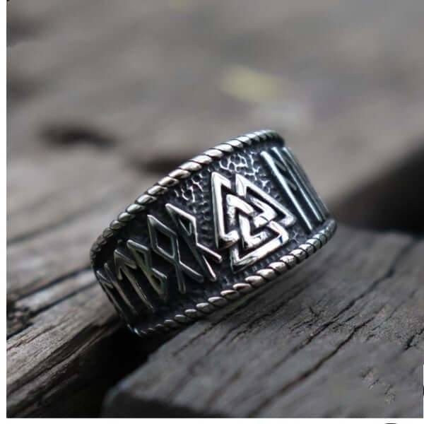 Hail Odin Valknut Ring