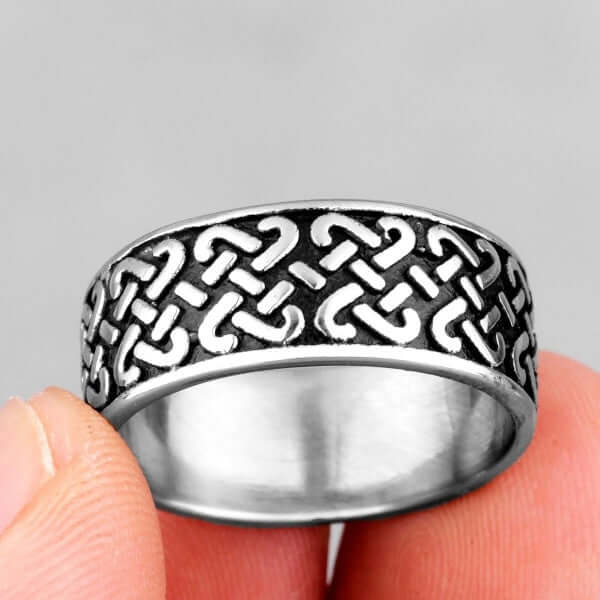 Celtic Knot Trinity Ring